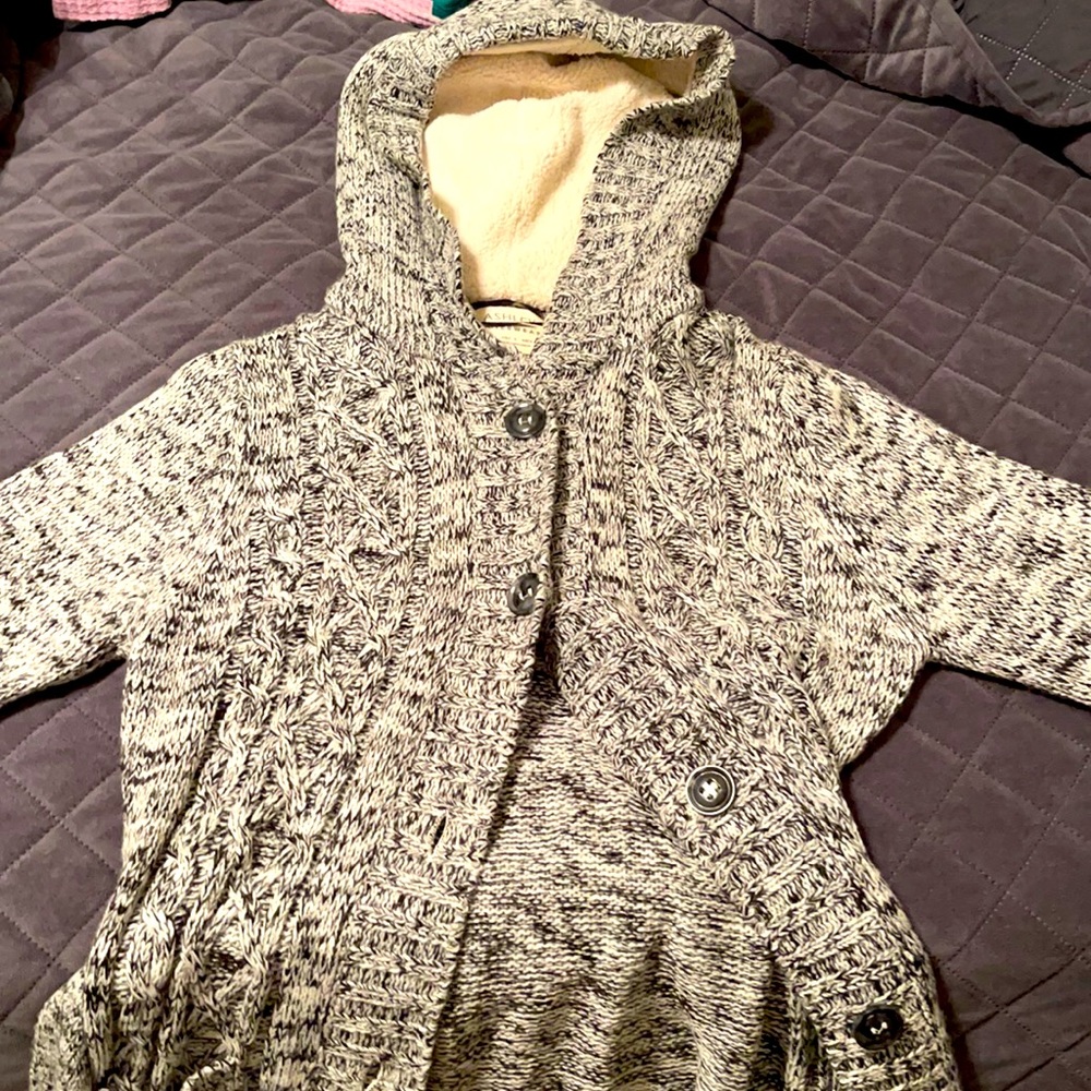 Cute sweater!